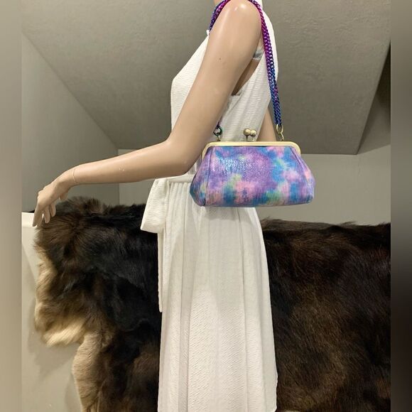 Handmade Genuine Leather Tie-dye Print Kisslock Wristlet/Crossbody & 2 Chains - Picture 3 of 16